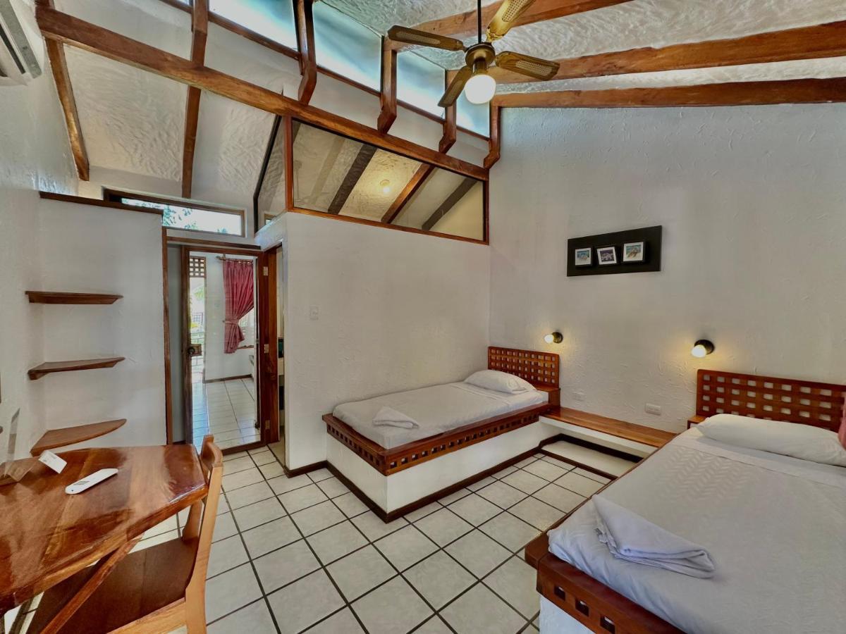 Hotel Silberstein Puerto Ayora  Kültér fotó