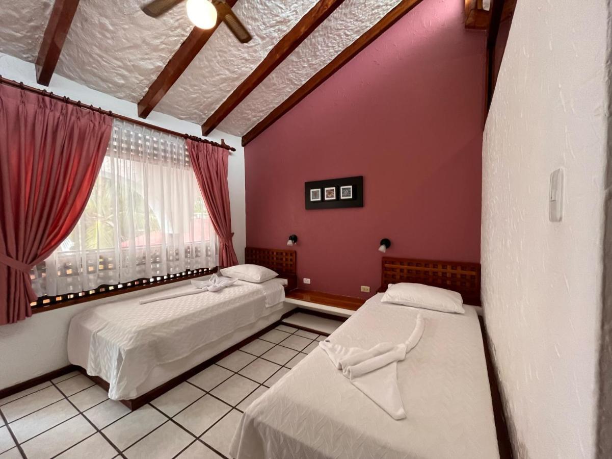 Hotel Silberstein Puerto Ayora  Kültér fotó